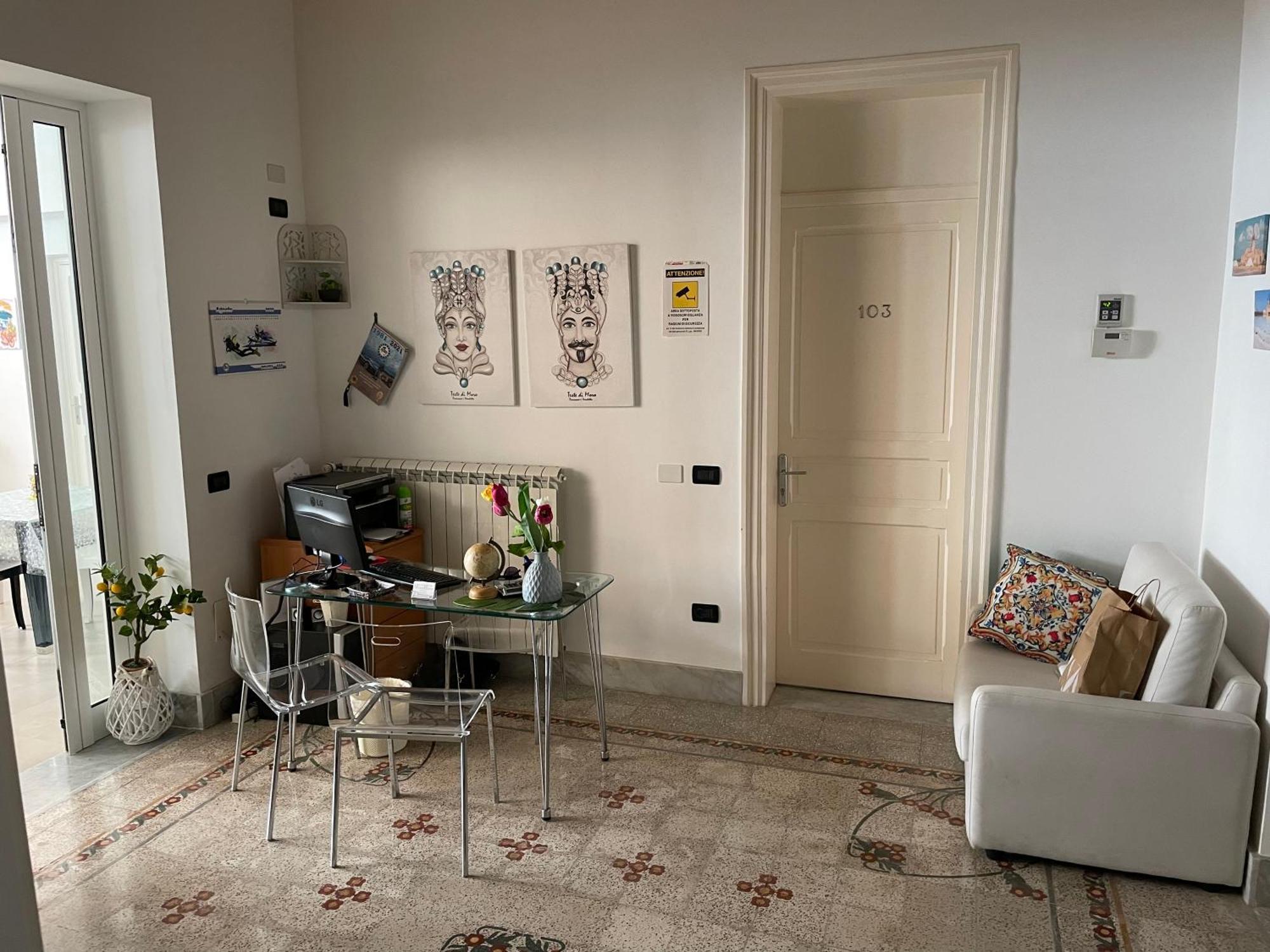 Casa Vacanze Woodhouse 마르살라 외부 사진