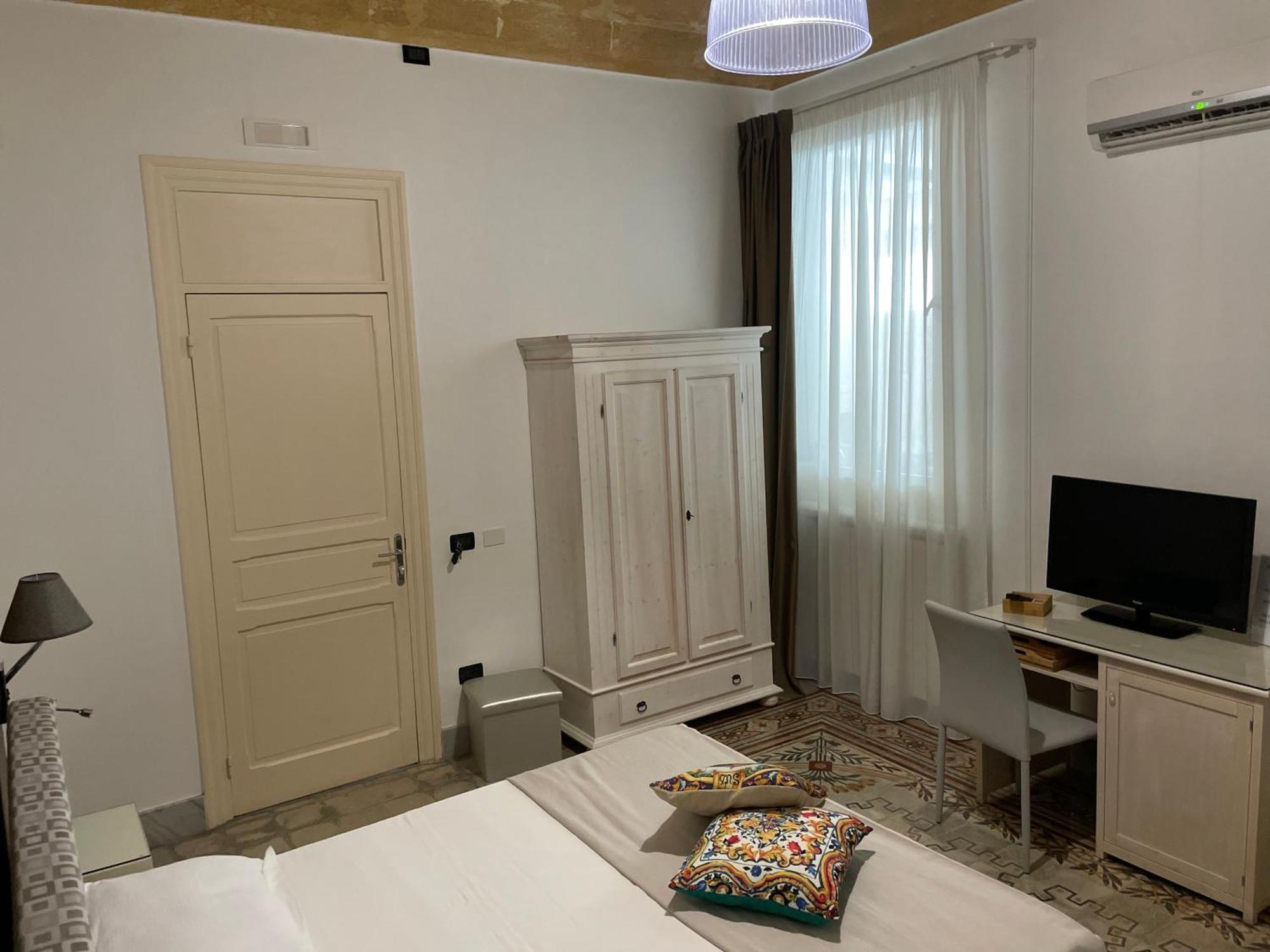 Casa Vacanze Woodhouse 마르살라 외부 사진